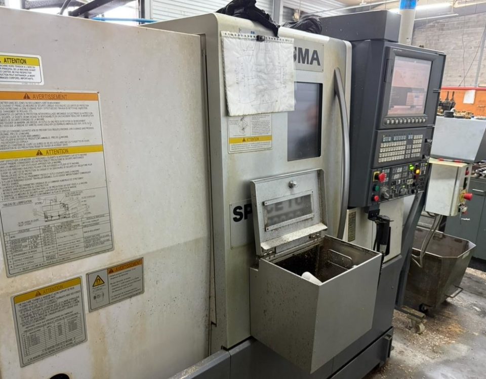 Tour OKUMA LB 2000 EX 2 axes