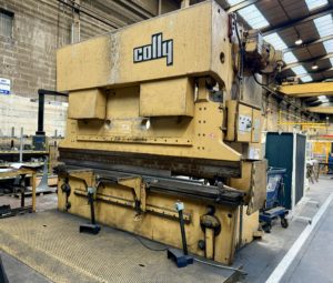 Presse plieuse COLLY 3210 4000mm 300 Tonnes